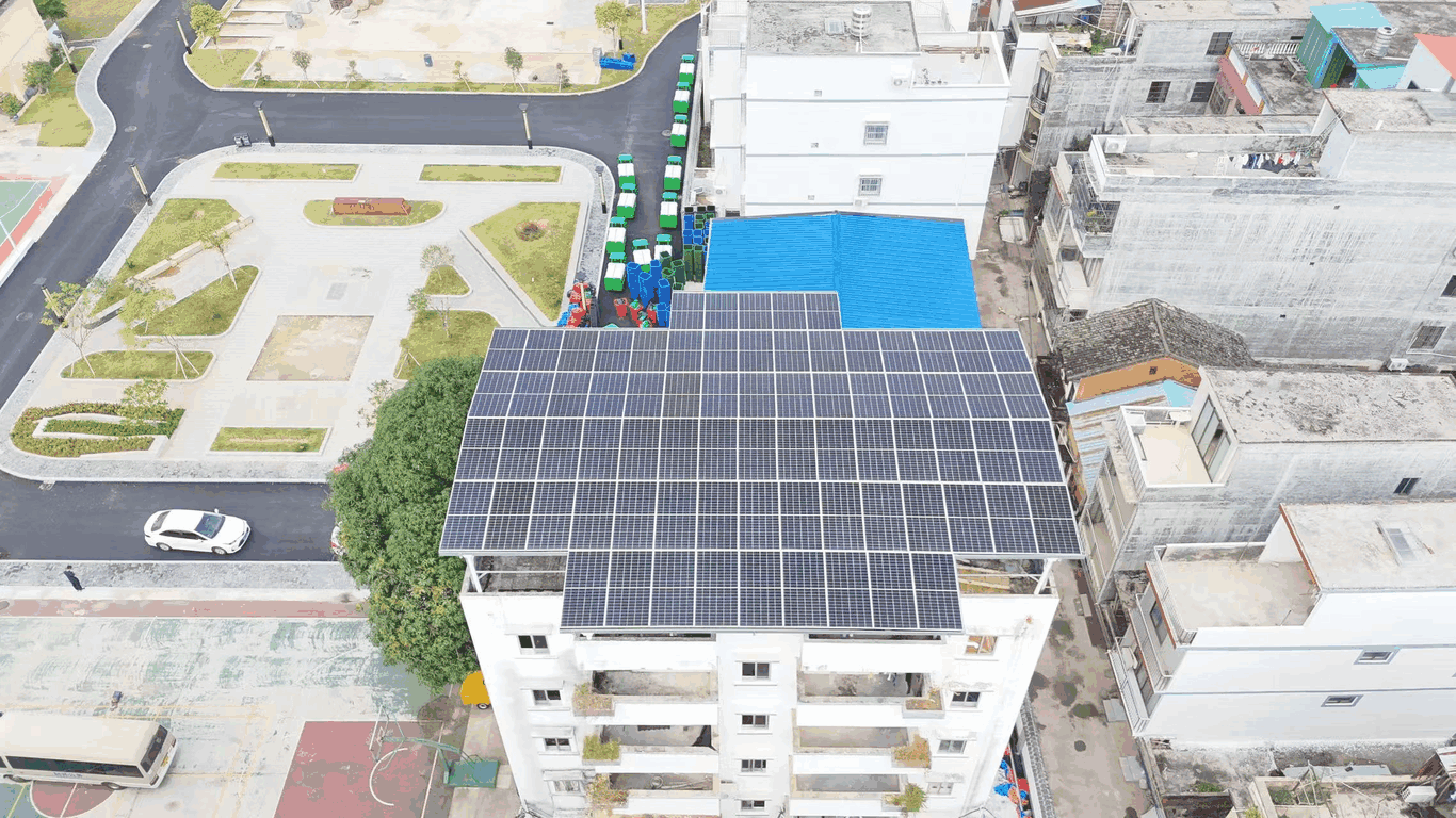 封开“三个推动”绿美光伏示范镇建设，助力“百千万工程”见实效