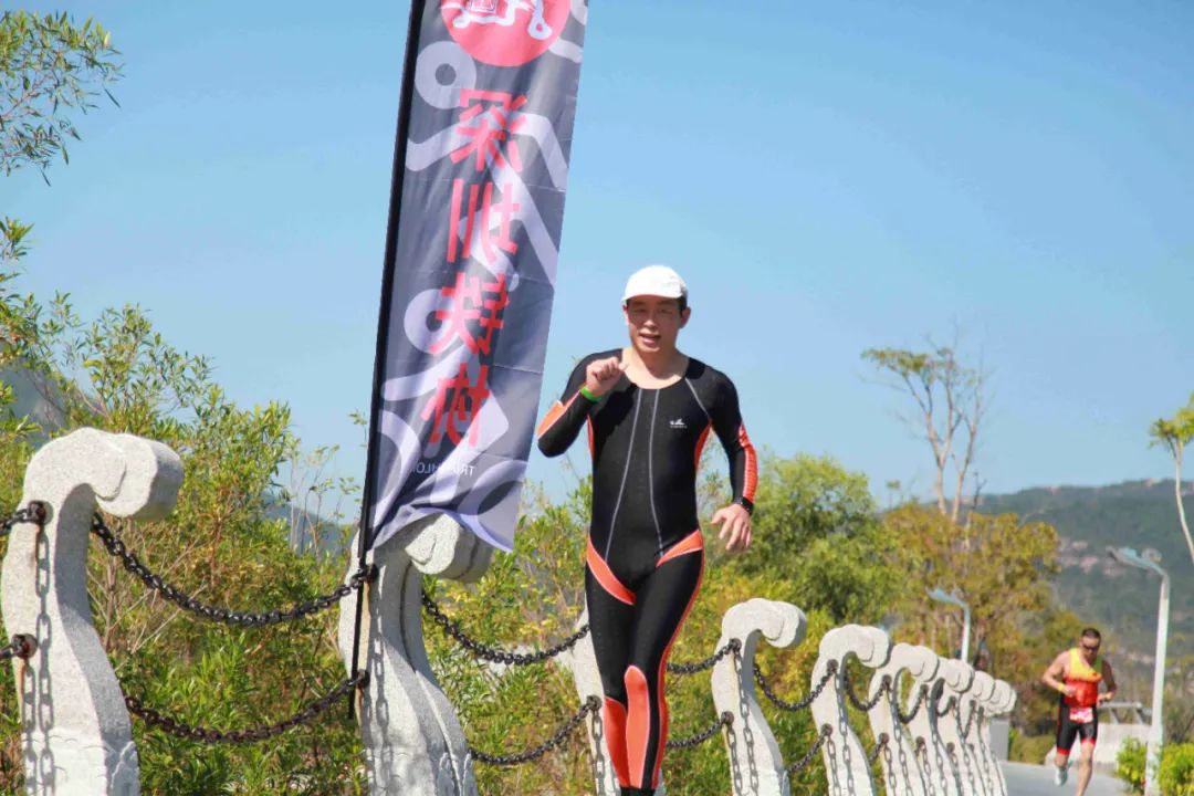 深圳首届 SWIM RUN 大赛圆满落幕 ,勇者逐浪展风采