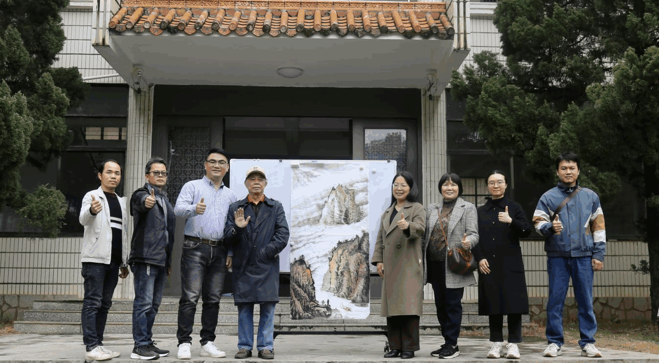 广东省封开县举办侯以方美术公益讲座、助力艺术教育发展