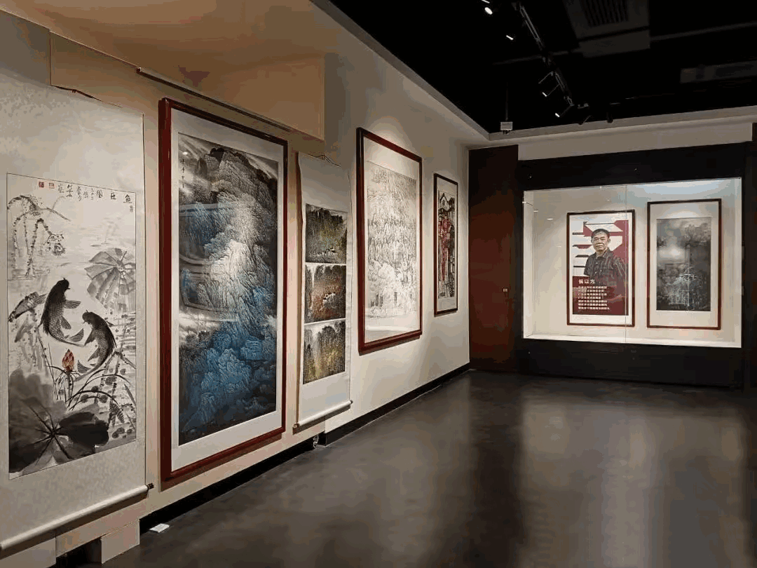 广东省封开县举办侯以方美术公益讲座、助力艺术教育发展