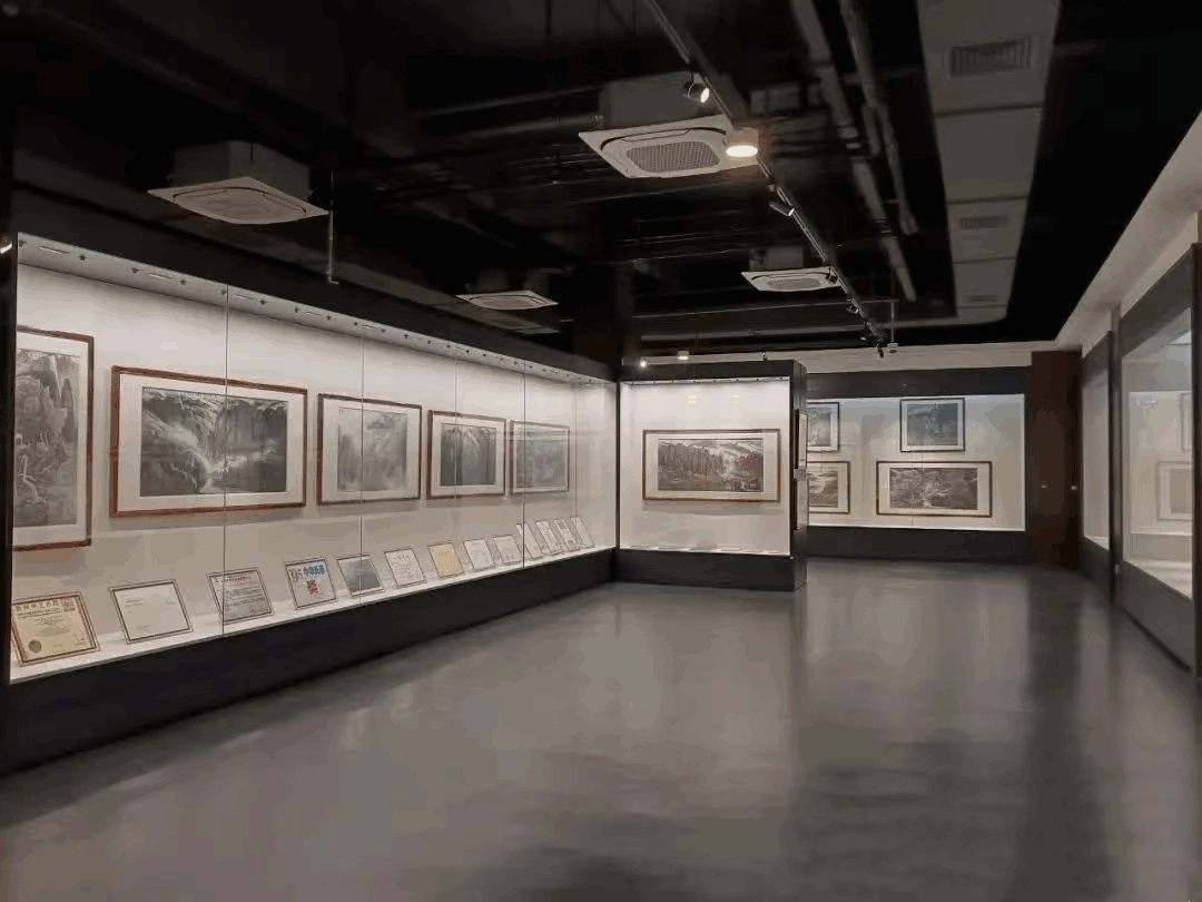 广东省封开县举办侯以方美术公益讲座、助力艺术教育发展