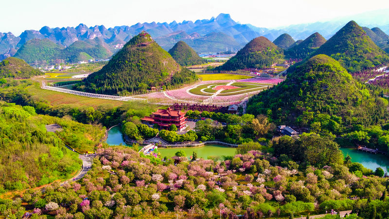 2025黔西南州“康养胜地、人文兴义”城市营销暨文化旅游招商推介会走进陕西西安