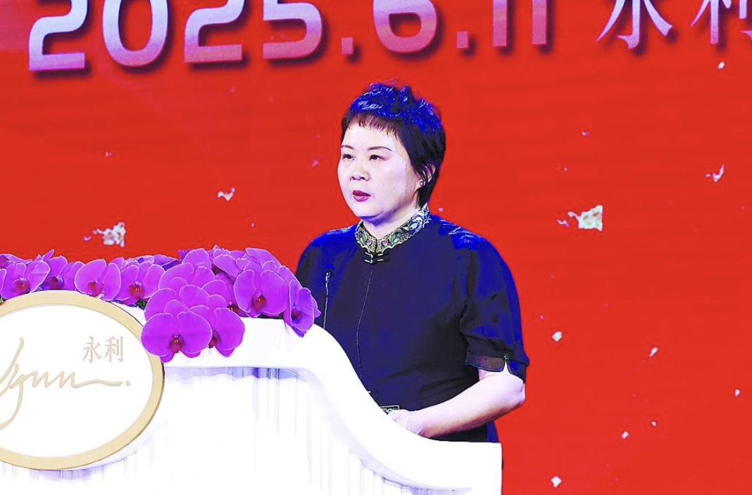 “2025濠江之春——澳门与内地艺术家大联欢”开幕深化文化交流合作