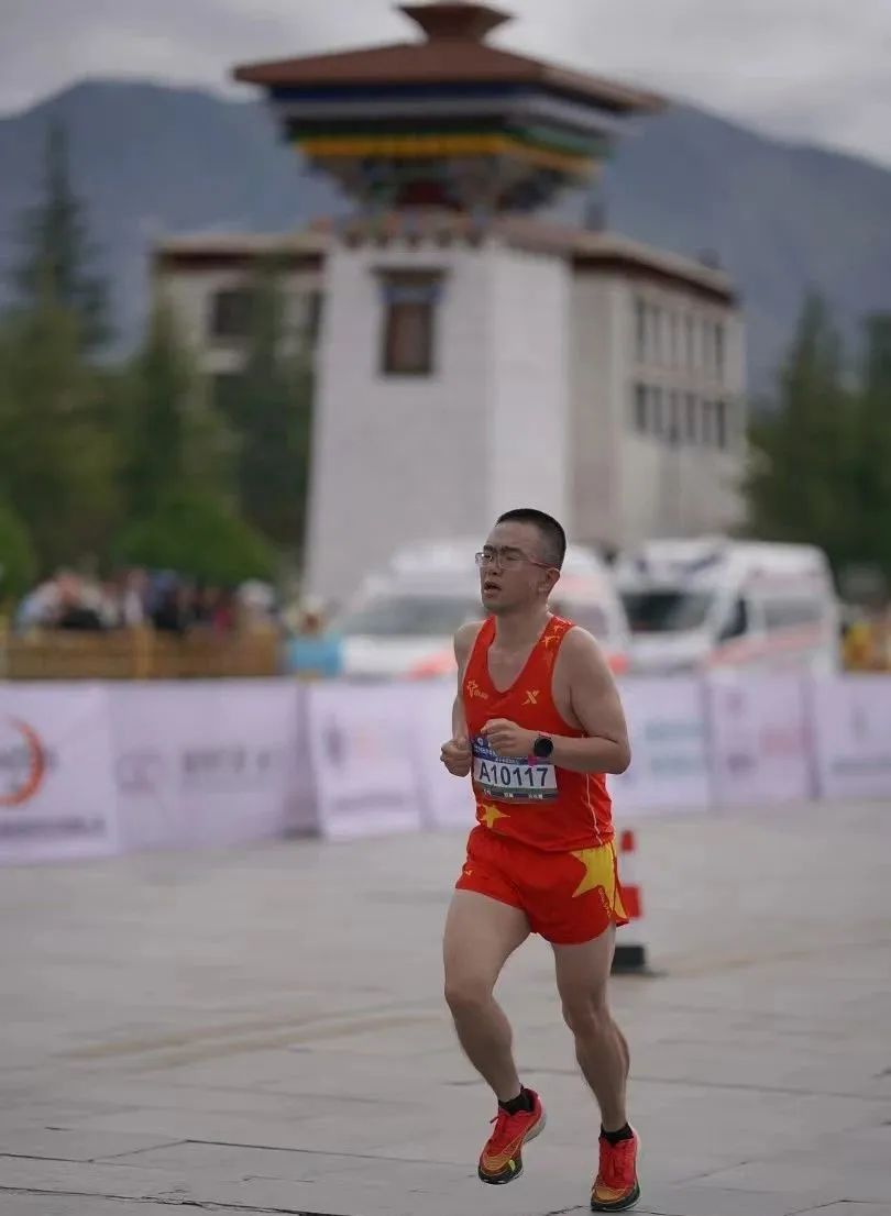 “鲲鹏径”全球铁人传奇之刘宇:铁人逐梦