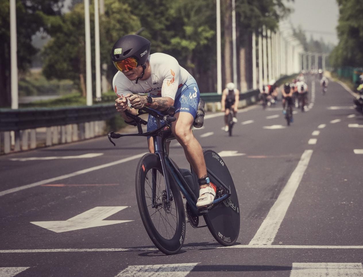 “鲲鹏径”全球铁人传奇之吕何丰·三丰:新疆·哈密铁人自传