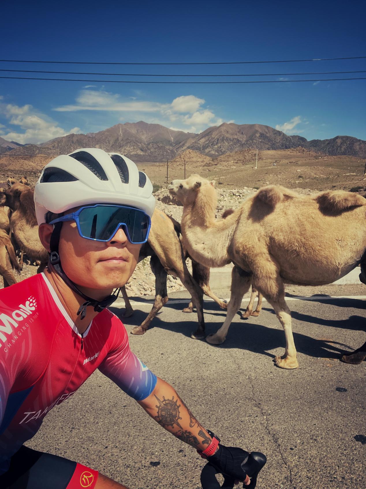 “鲲鹏径”全球铁人传奇之吕何丰·三丰:新疆·哈密铁人自传