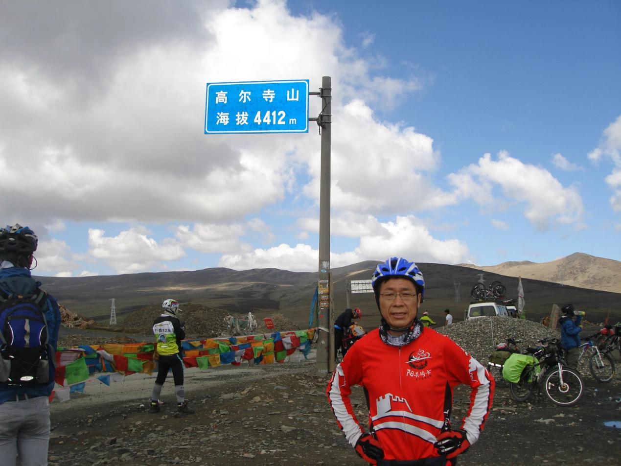 “鲲鹏径”全球铁人传奇之臧士宾：铁三之路，平凡人生的非凡跨越