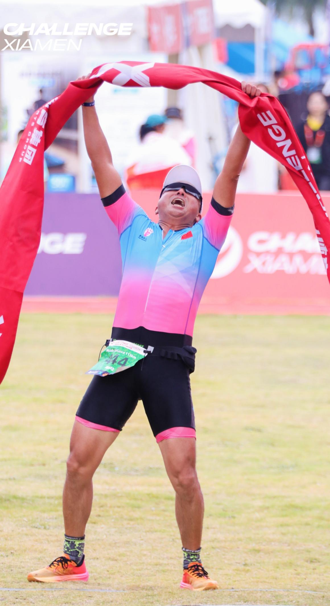 “鲲鹏径”全球铁人传奇之周忠岐：运动点燃生命的激情