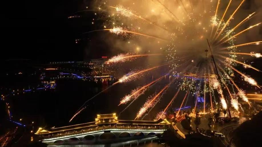 足梦前行，铁定向南｜2025年中国・定南夜间铁人三项国际公开赛报名启动