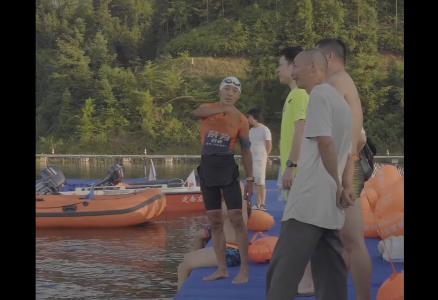 2025中国•定南夜间铁人三项国际公开赛今日开赛 全球观众共赏光影极限挑战