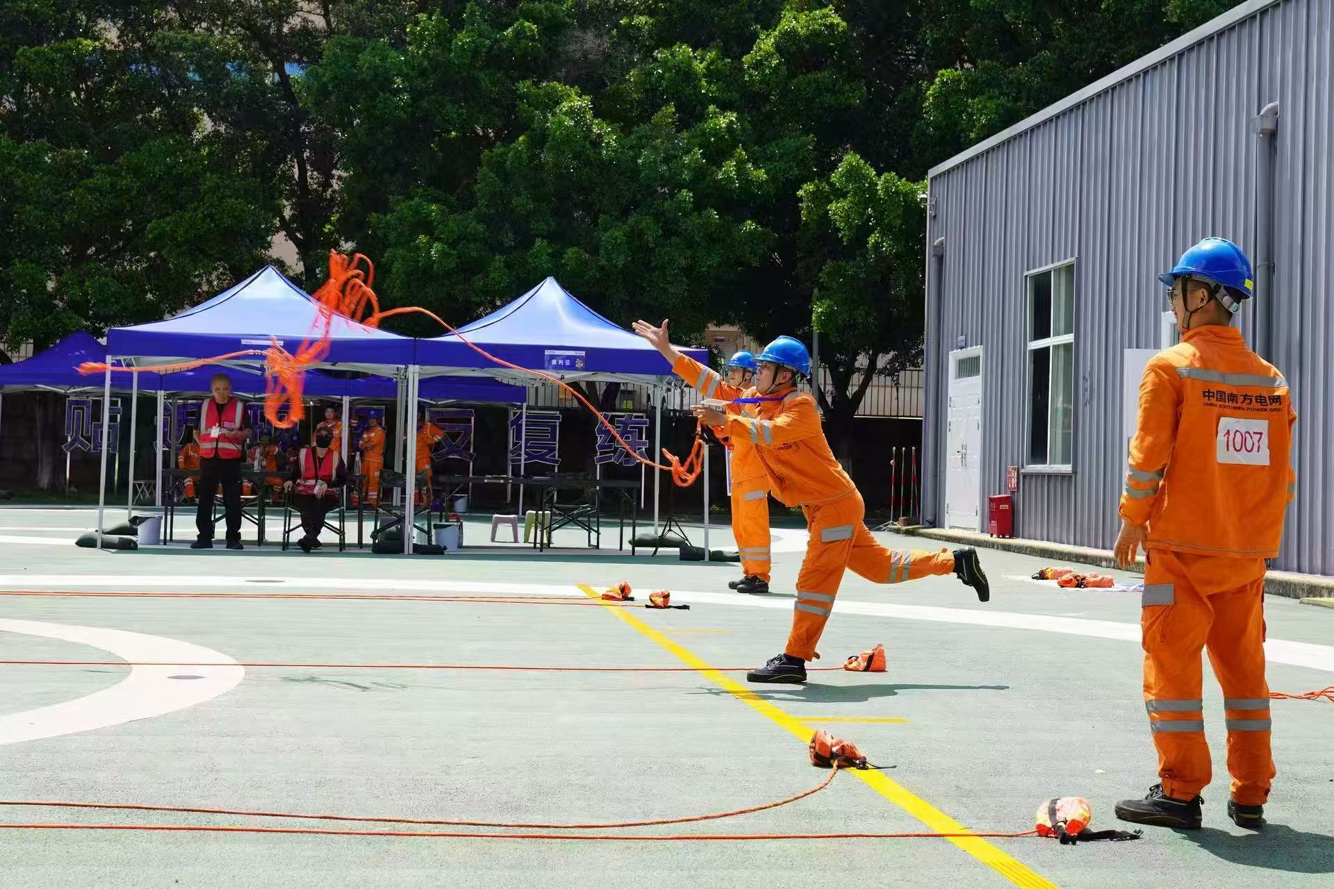 南方电网应急救援技能竞赛红河鏖战  超高压广州局队载誉而归