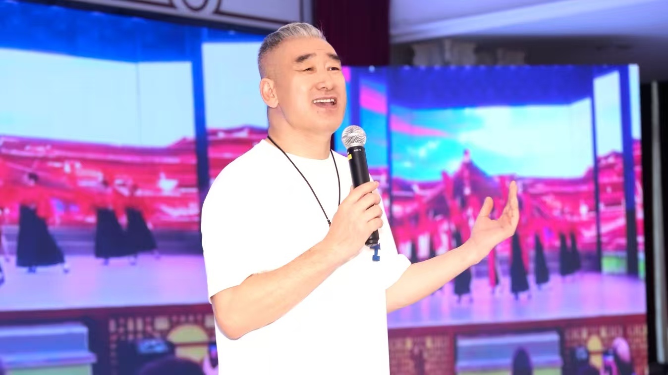 “让华服走向世界”，华服中国行十周年庆典于珠海完美收官