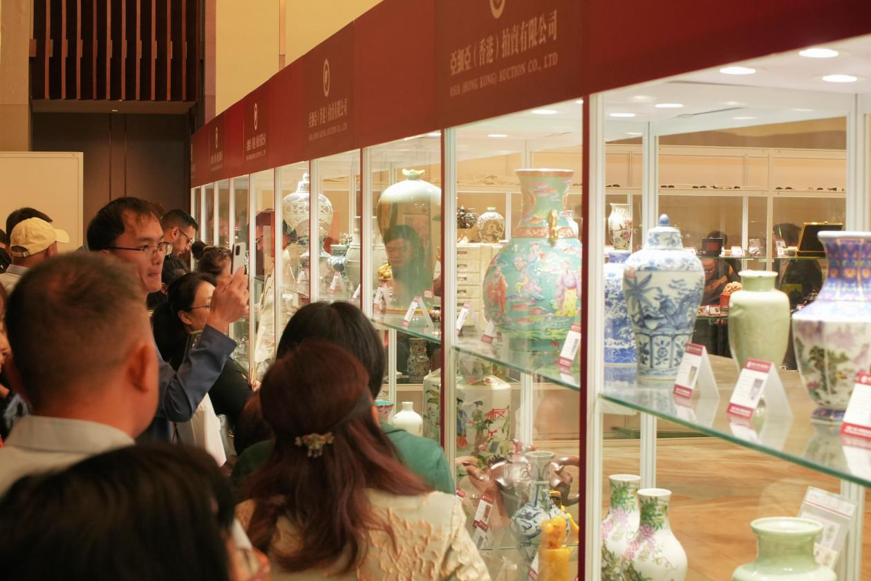 亚细亚秋拍总成交5.75亿港元，彰显中国古董艺术市场韧性