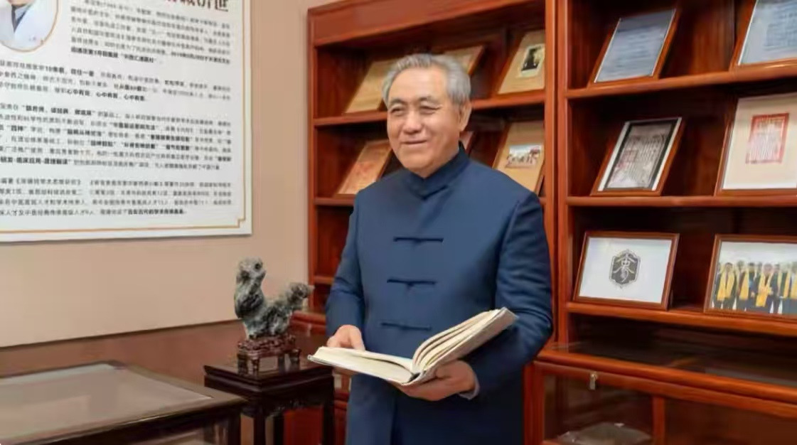 六十年医路仁心:从赤脚医生到全国名中医,陈宝贵的坚守与传承