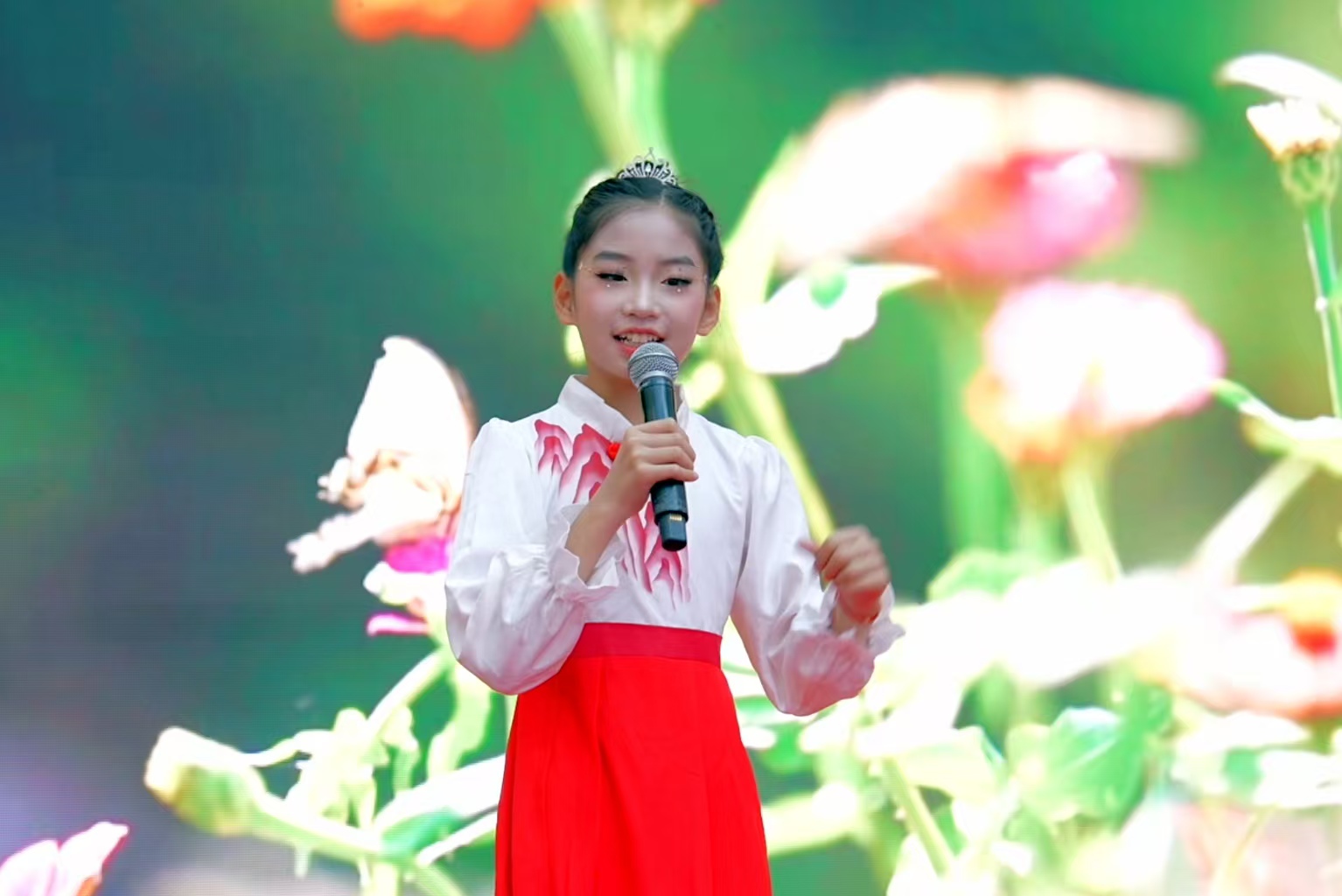 “亚视寰球国际艺术盛典”在厦启幕 共赴一场“星河之约”