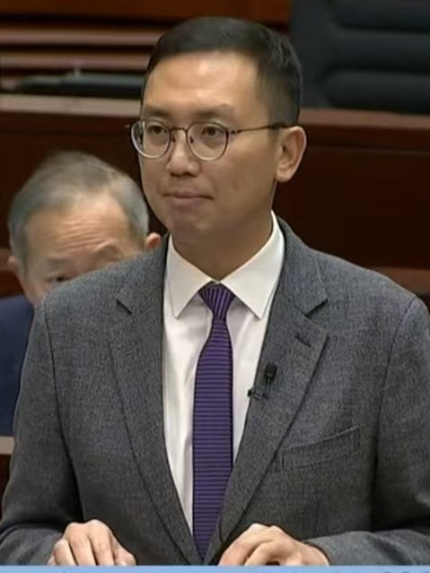 李鎮強委員赴京出席全國兩會 聚焦「十五五」規劃 建言香港發揮獨特優勢服務國家發展大局