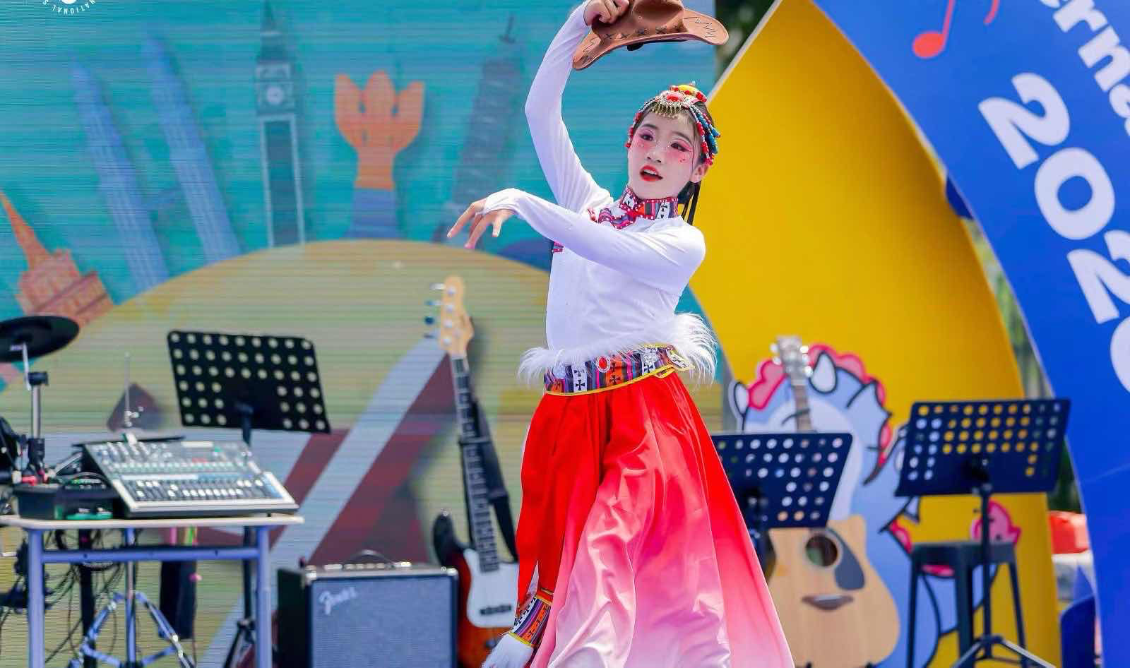 环球星耀国际艺术展演厦门海选赛圆满落幕 中外艺才齐聚鹭城共绘文化交流新篇